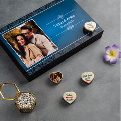 Share your story with ChocoCraft’s photo and name wedding chocolates.