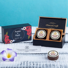 Celebrate your big day with ChocoCraft’s unique wedding favors.