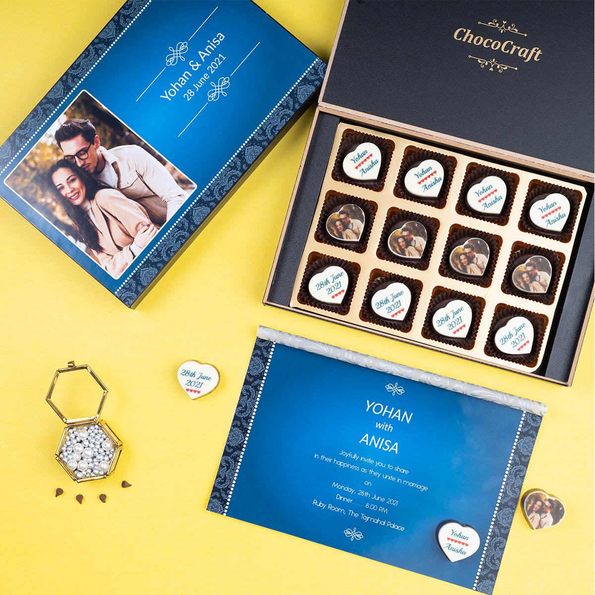 Sweeten your wedding invites with ChocoCraft’s photo and name chocolates.