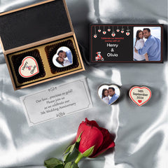 ChocoCraft chocolates: A delicious way to invite with photo and name.