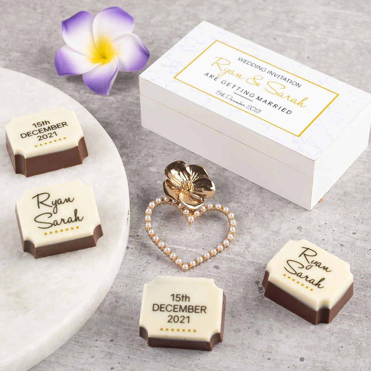 Front view of chocolate wedding invitation box mockup
