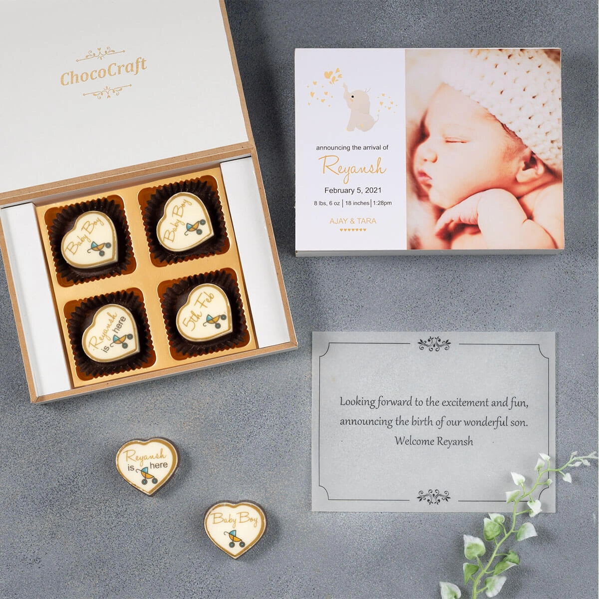 Custom box for announcing the birth of a newborn