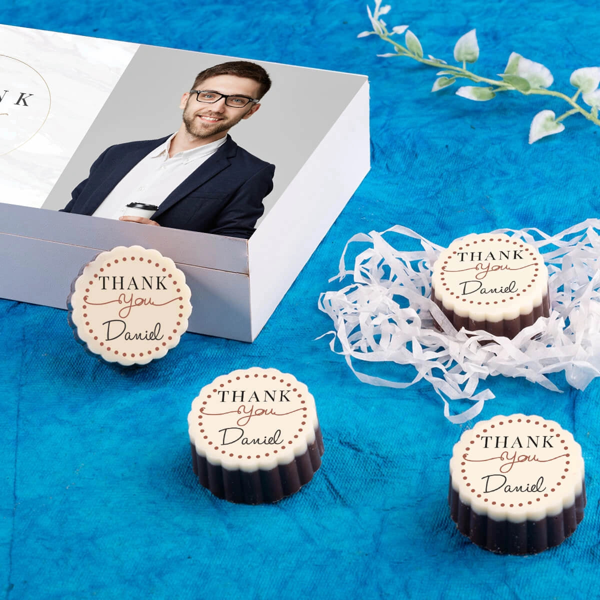 Detail view of gratitude gift box with custom message for thanks