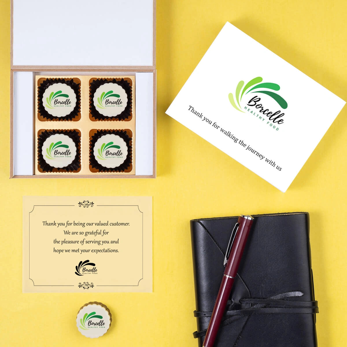 Elegant box for 4 logo chocolates with personalized message	